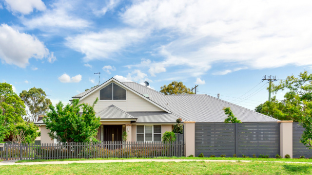 8 Excelsior Ave 01 3